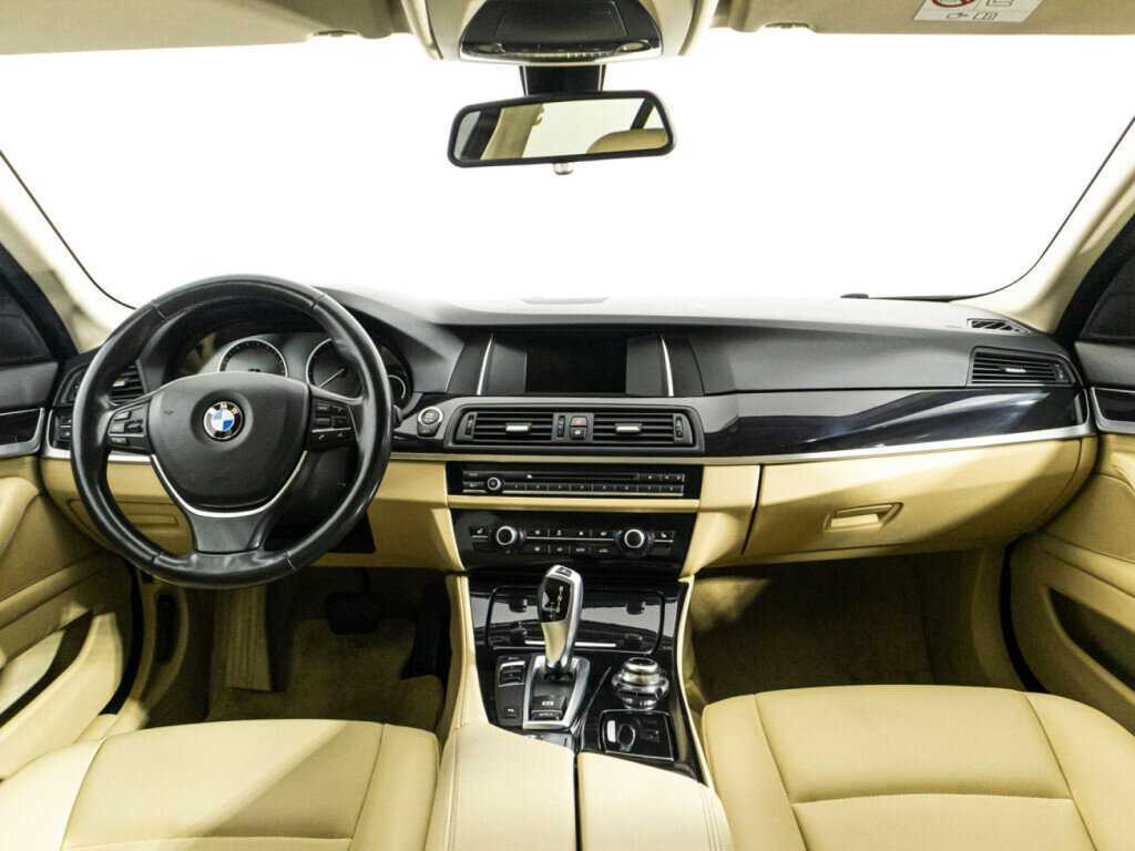 Купить BMW 5 серии 520i, 2014, 124 174 км, фото №13