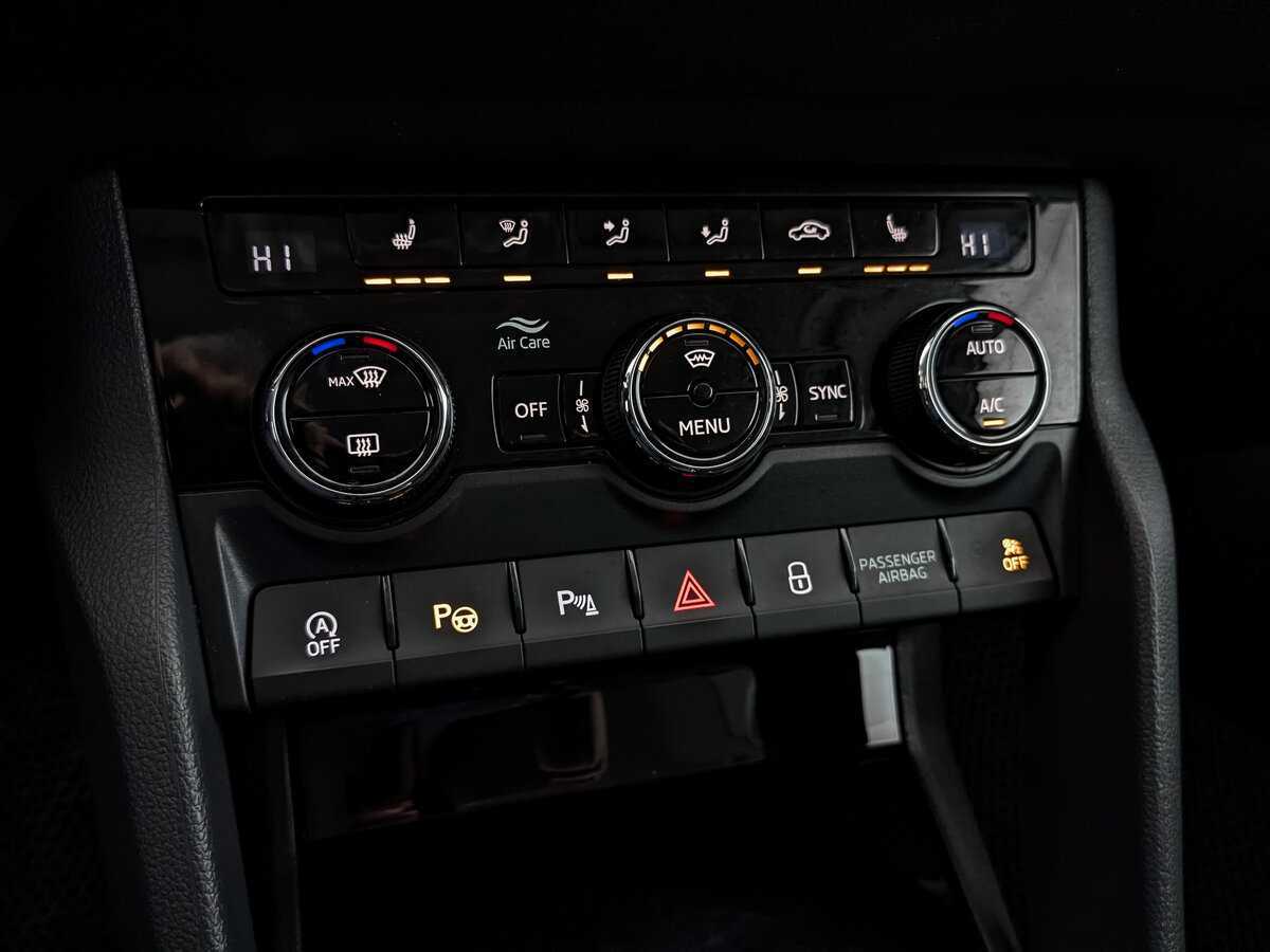 Купить Skoda Karoq, 2020, 86 205 км, фото №19