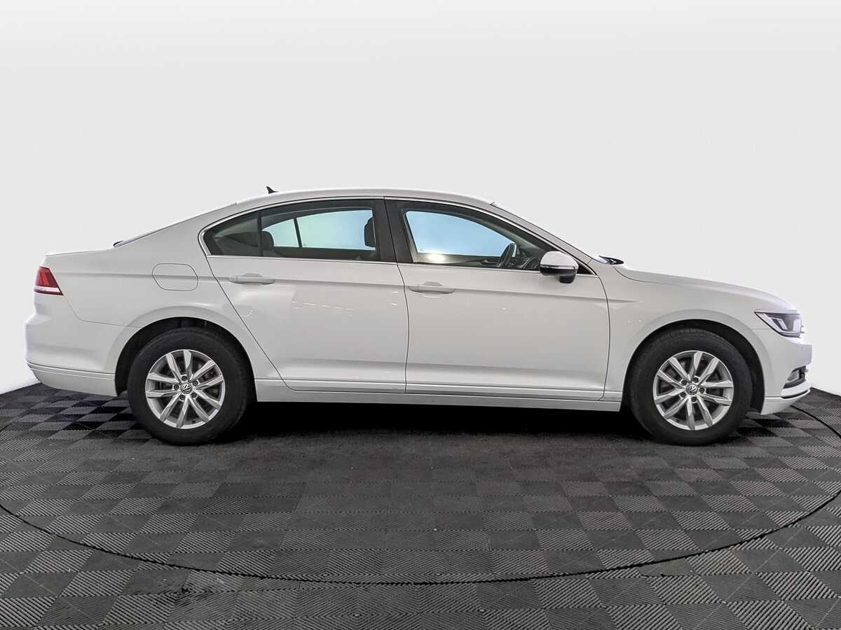 Купить Volkswagen Passat, 2019, 43 971 км, фото №4