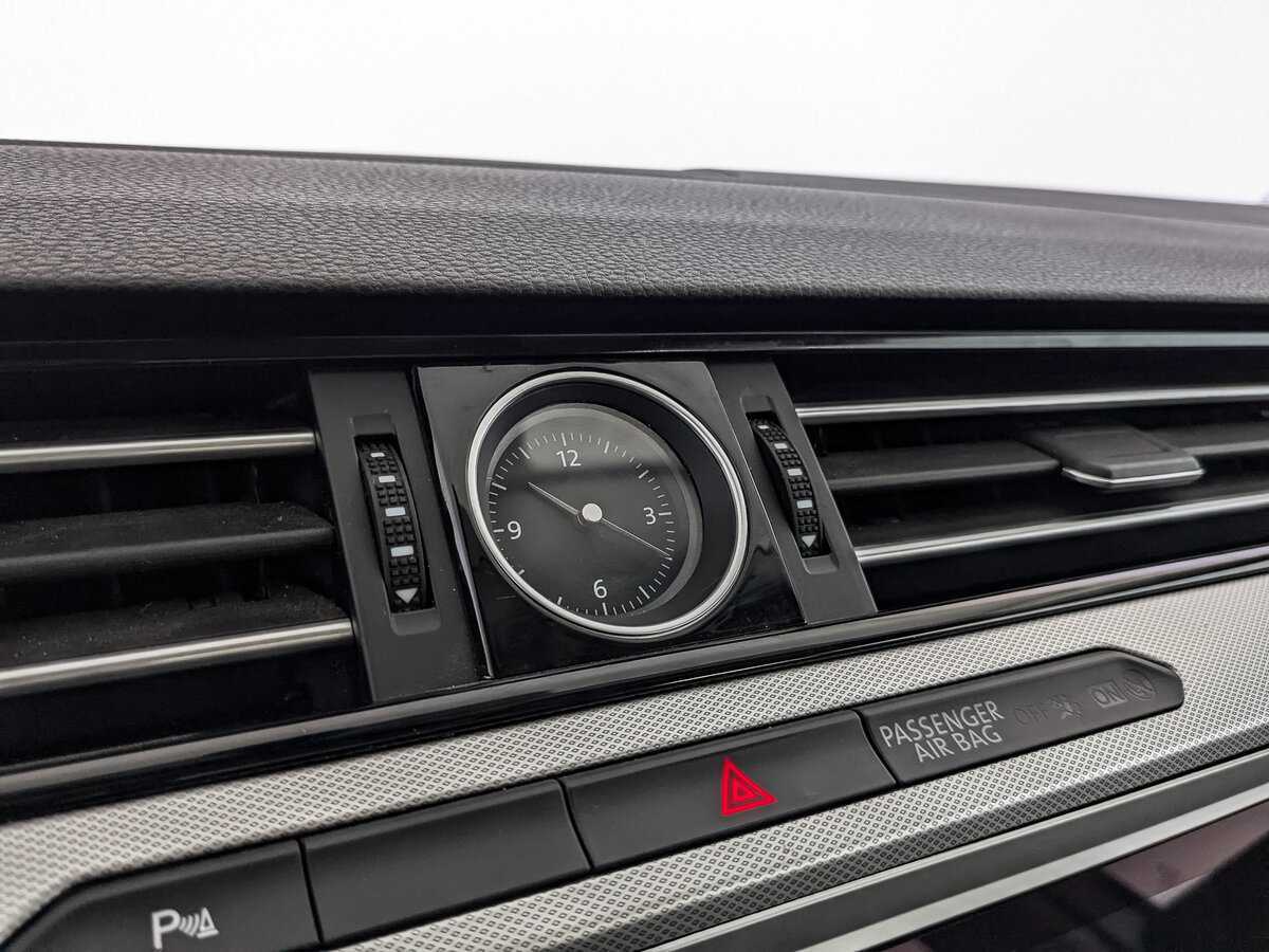 Купить Volkswagen Passat, 2019, 43 971 км, фото №25