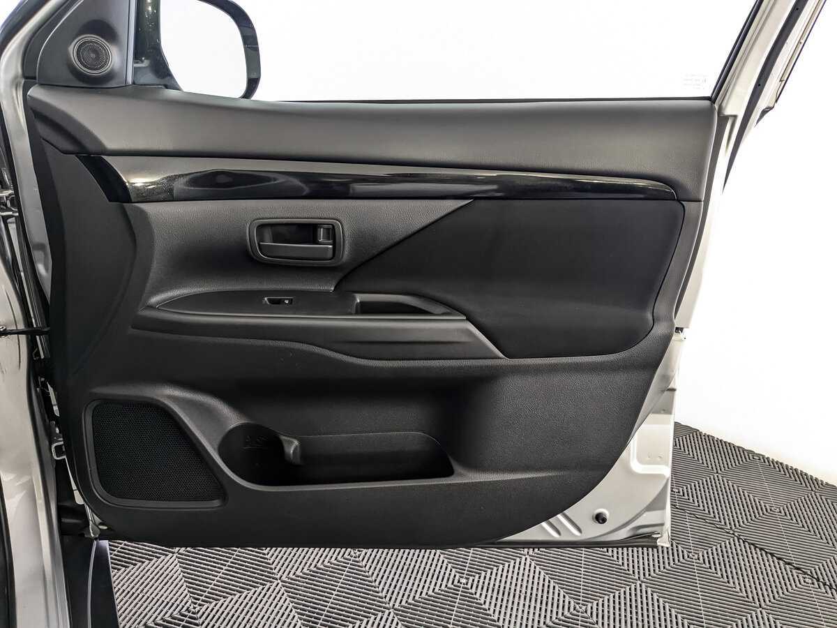 Купить Mitsubishi Outlander, 2019, 71 433 км, фото №25