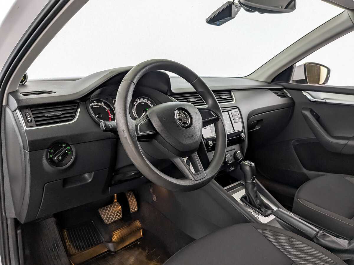 Купить Skoda Octavia, 2018, 107 473 км, фото №16