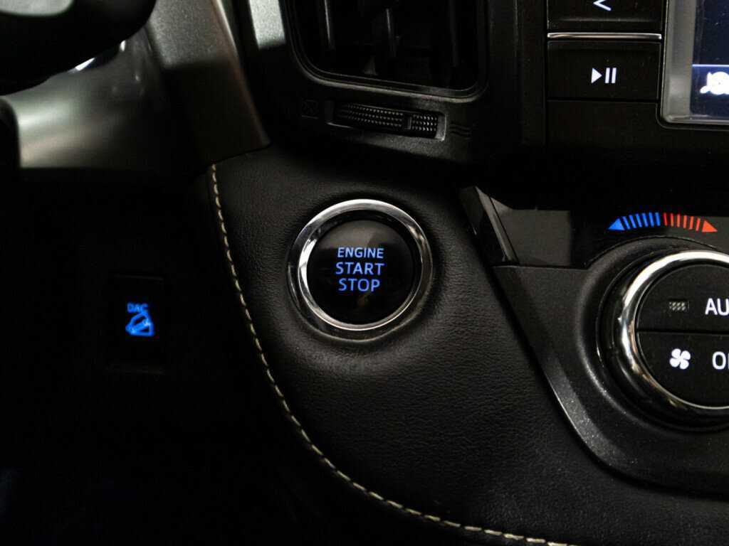 Купить Toyota RAV4, 2017, 122 563 км, фото №21