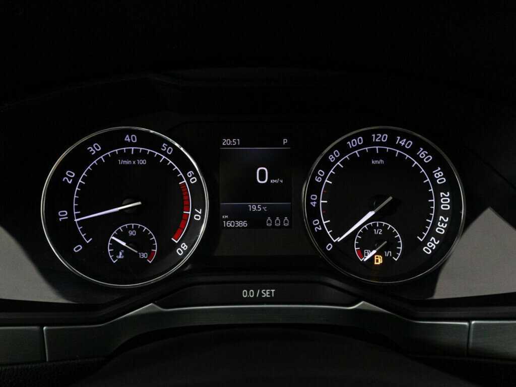 Купить Skoda Superb, 2018, 160 211 км, фото №12