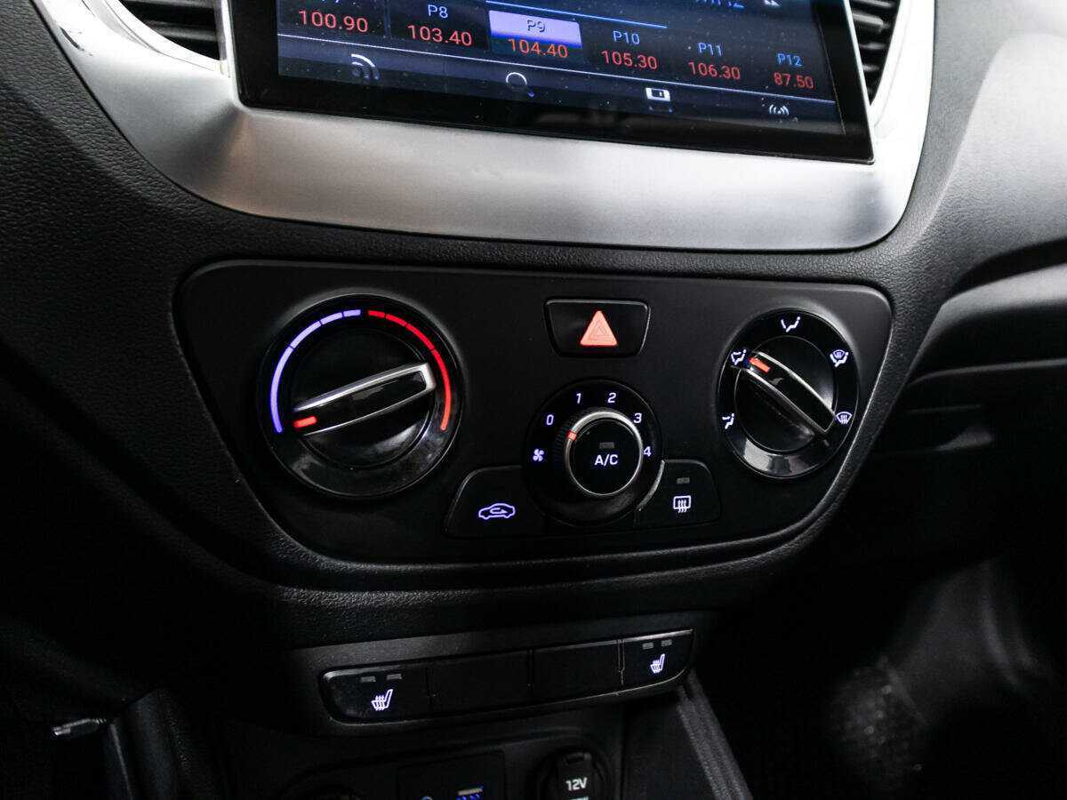 Купить Hyundai Solaris, 2017, 327 514 км, фото №16