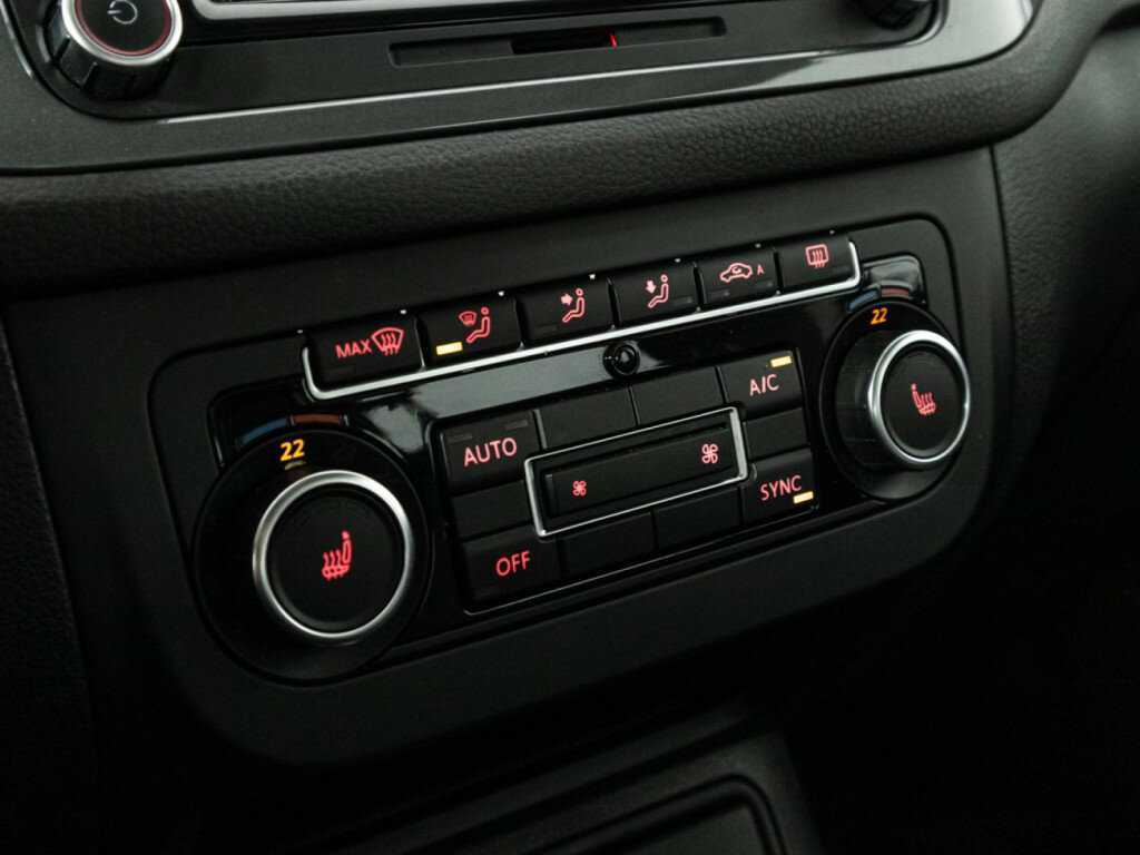 Купить Volkswagen Tiguan, 2015, 194 822 км, фото №15