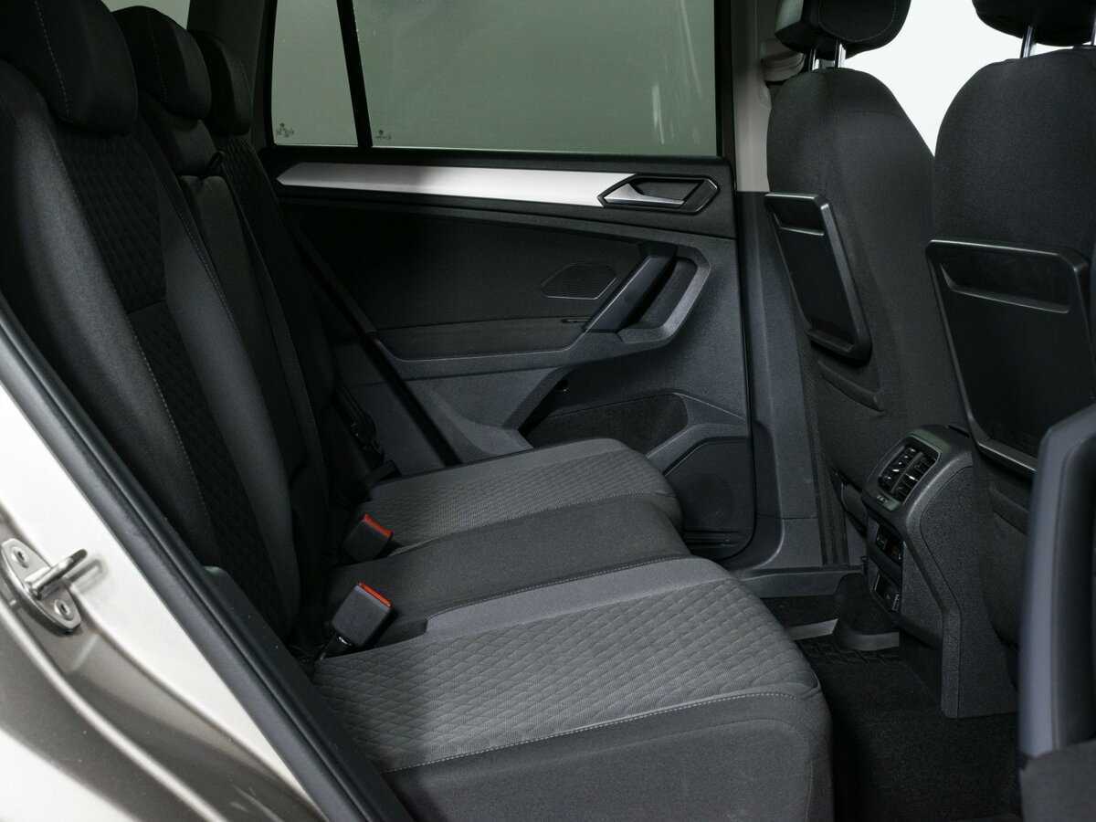 Купить Volkswagen Tiguan, 2018, 117 170 км, фото №10