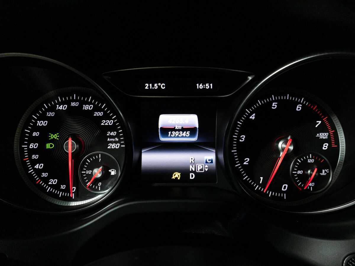 Купить Mercedes-Benz CLA 200, 2018, 139 343 км, фото №12