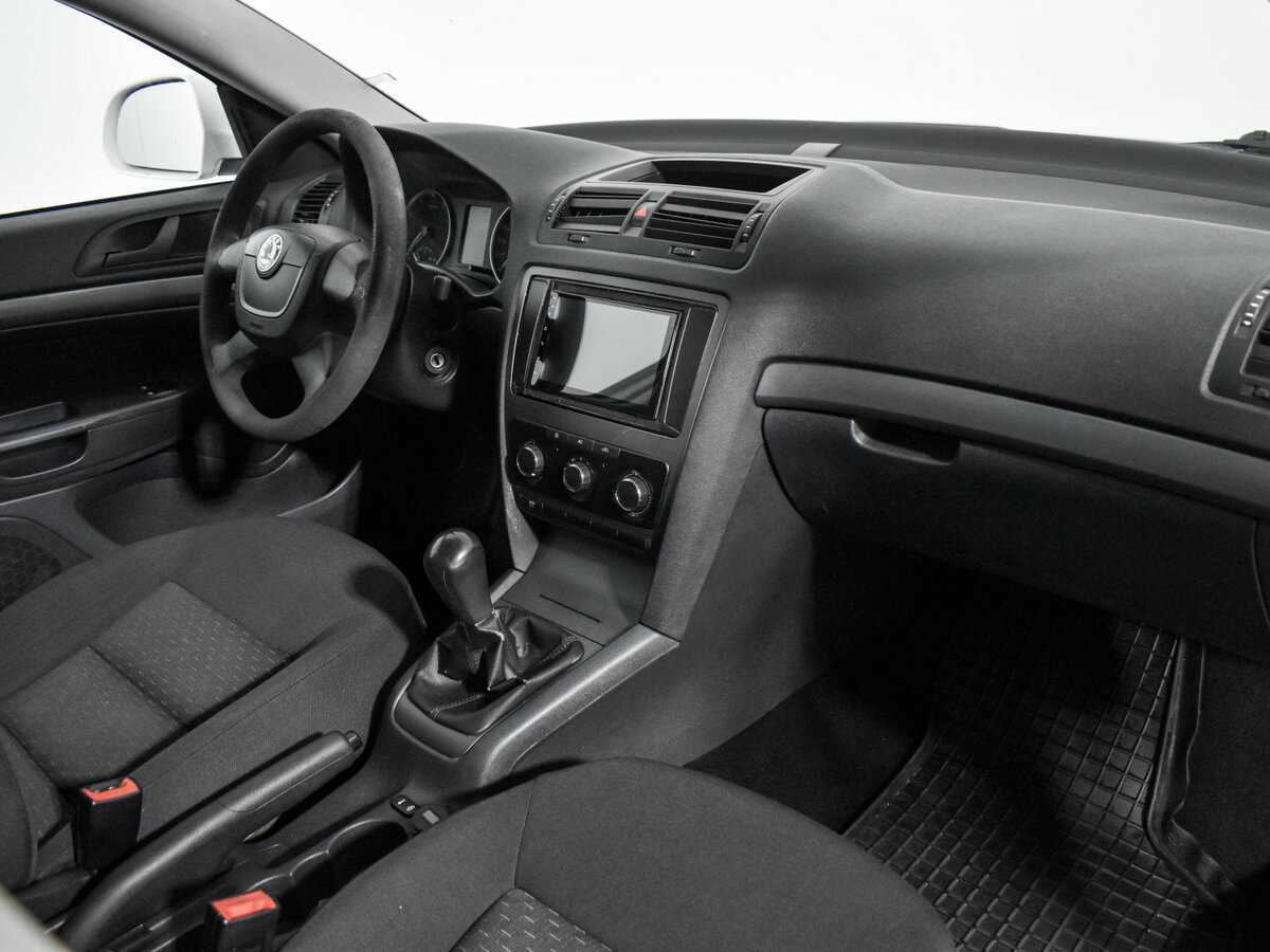 Купить Skoda Octavia, 2012, 155 960 км, фото №12
