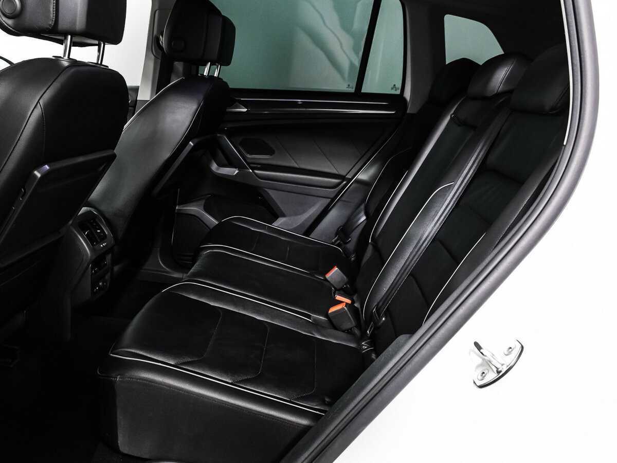 Купить Volkswagen Tiguan, 2018, 129 688 км, фото №13
