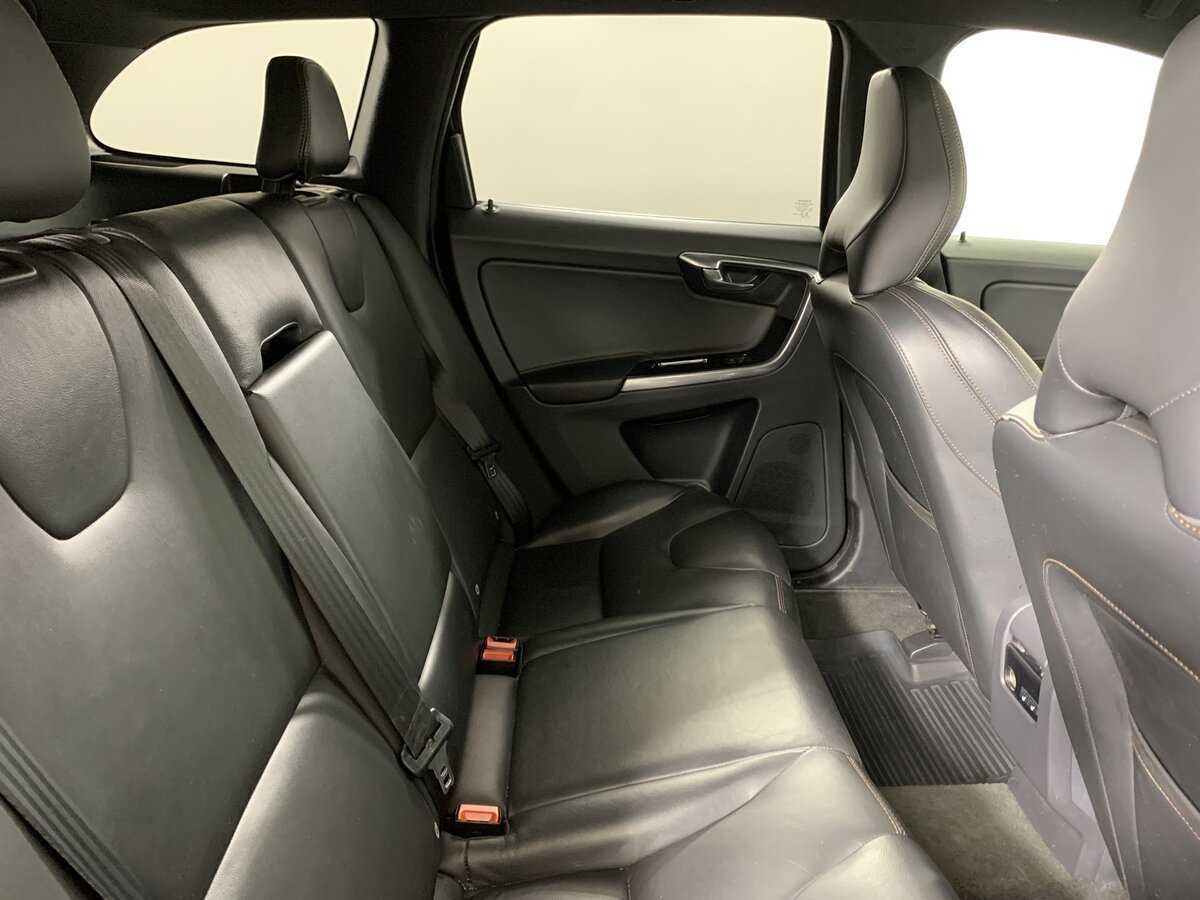 Купить Volvo XC60, 2016, 155 788 км, фото №18