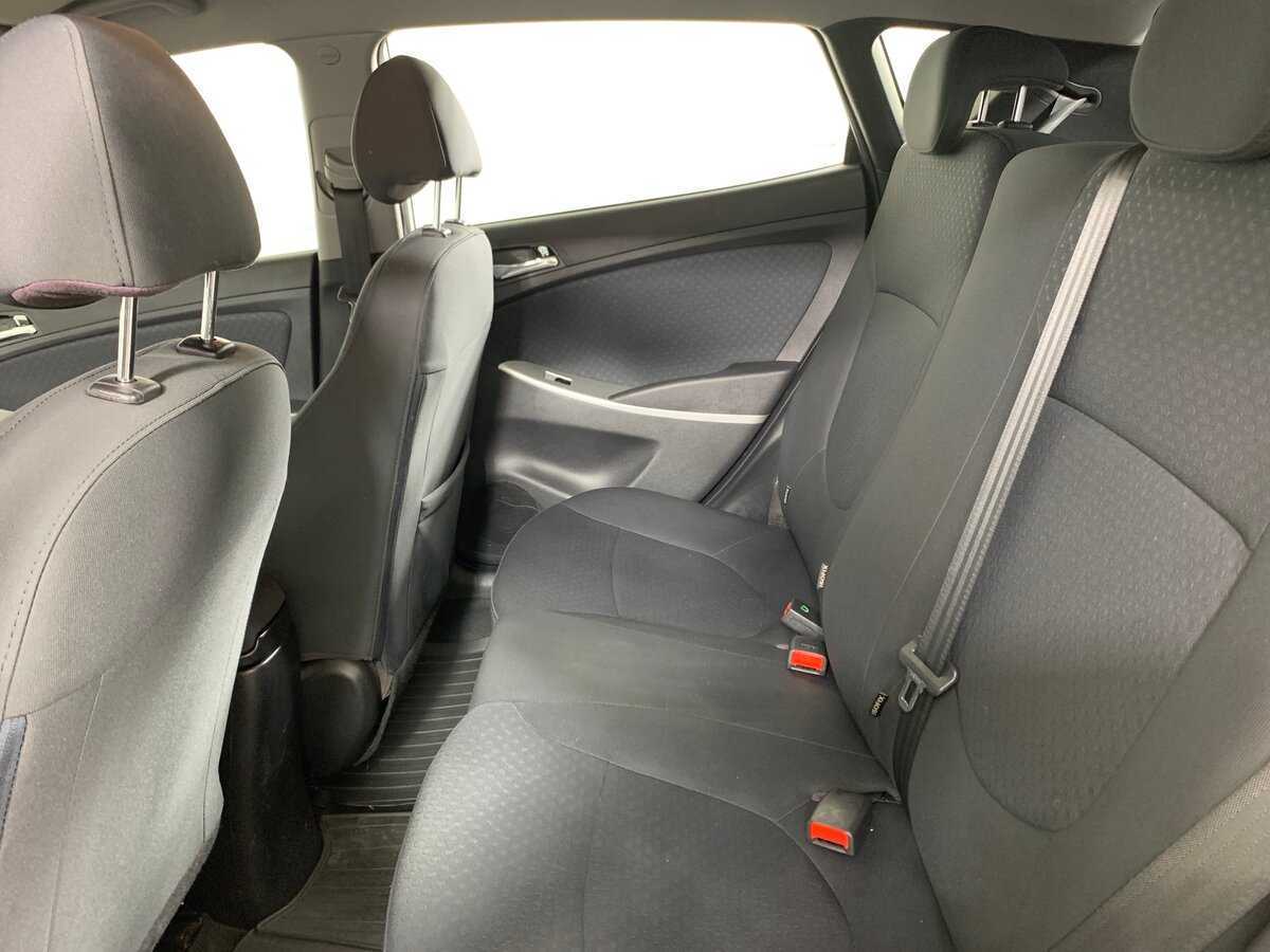 Купить Hyundai Solaris, 2012, 124 000 км, фото №19