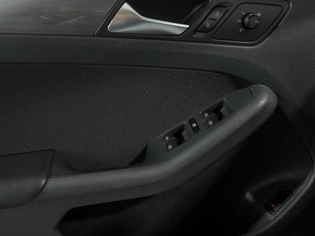Купить Volkswagen Jetta, 2016, 95 000 км, фото №10