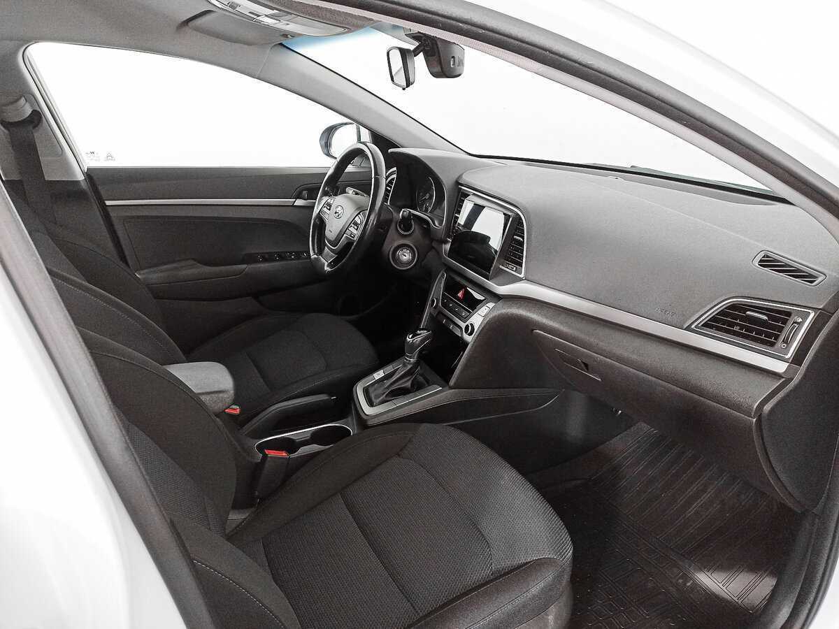 Купить Hyundai Elantra, 2017, 180 577 км, фото №11