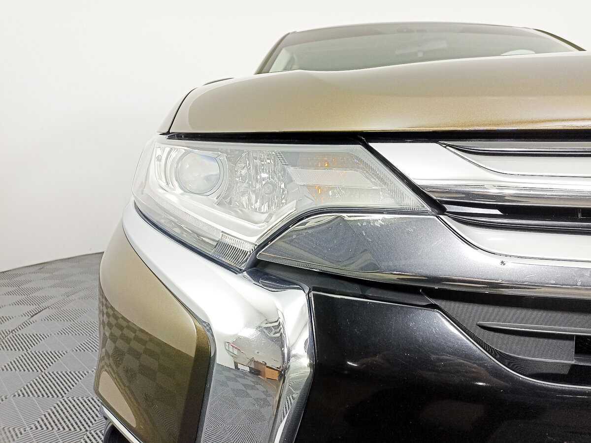 Купить Mitsubishi Outlander, 2018, 163 179 км, фото №16
