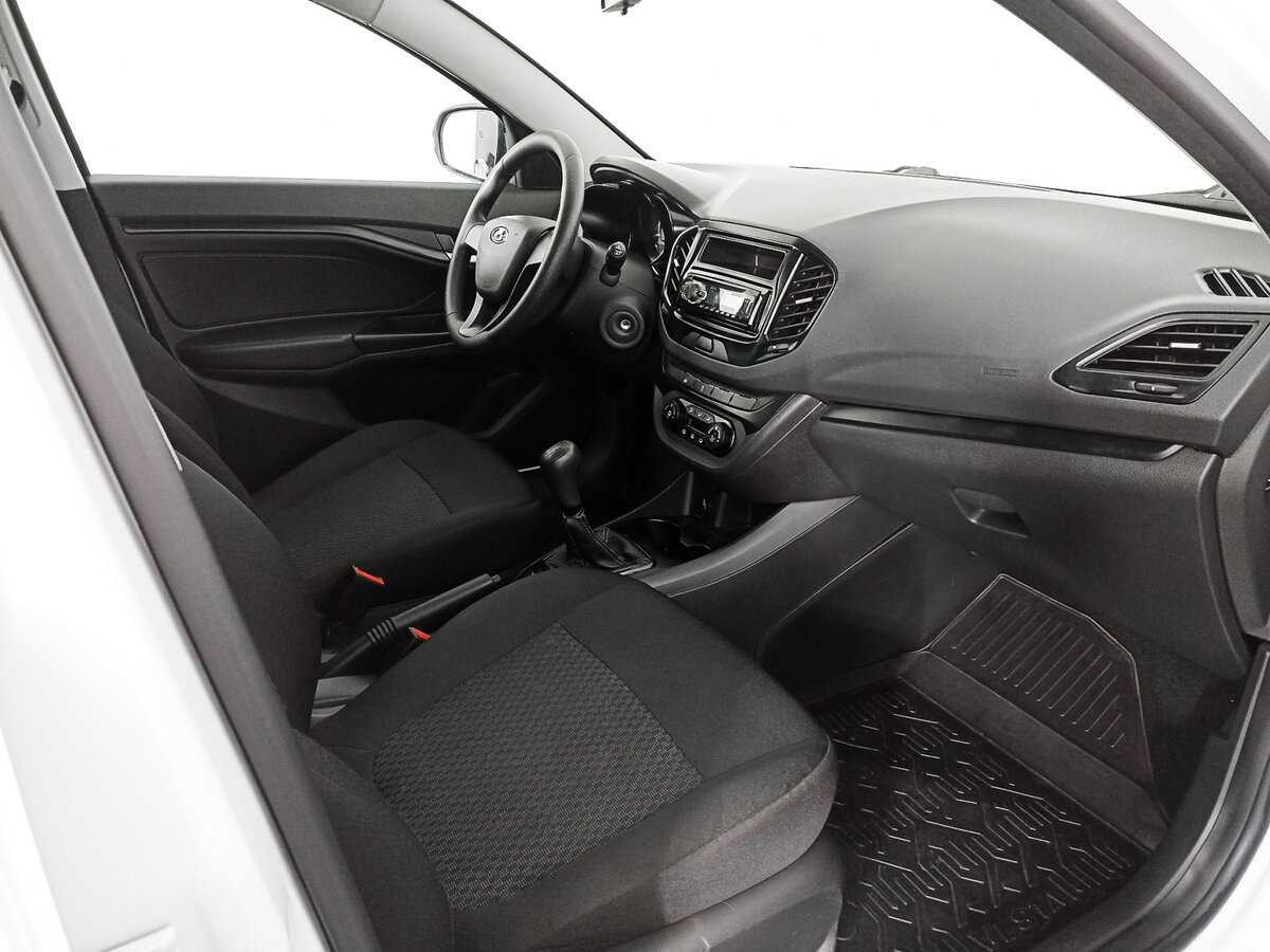 Купить Lada (ВАЗ) Vesta SW, 2019, 95 647 км, фото №11