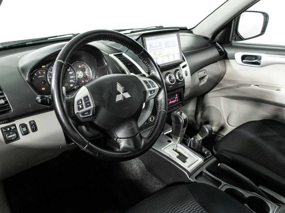 Купить Mitsubishi Pajero Sport, 2013, 215 151 км, фото №11