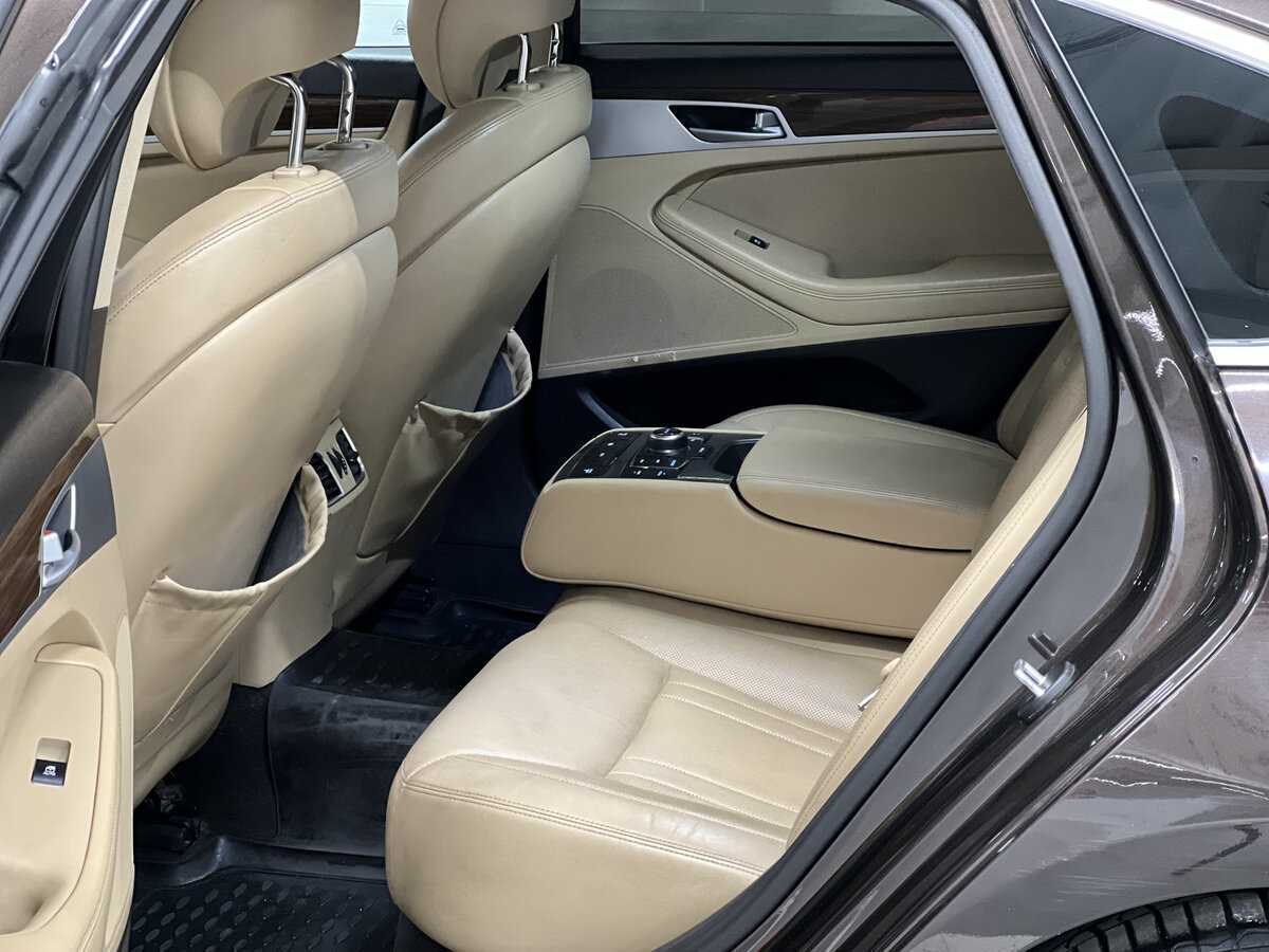 Купить Hyundai Genesis, 2014, 256 260 км, фото №12