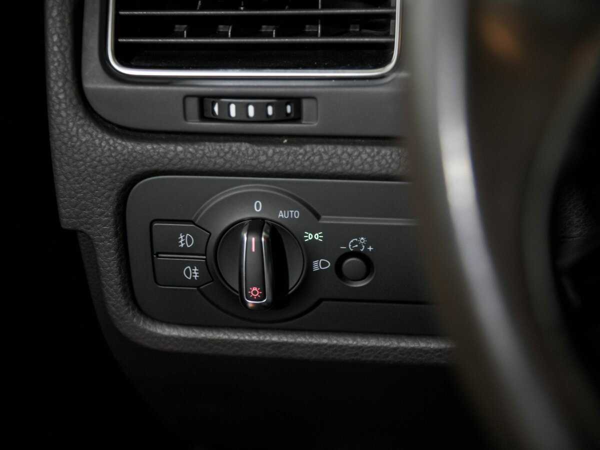 Купить Volkswagen Touareg, 2013, 127 425 км, фото №14