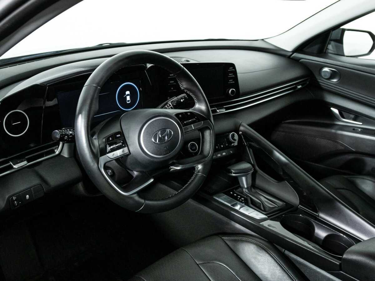 Купить Hyundai Elantra, 2021, 50 700 км, фото №11