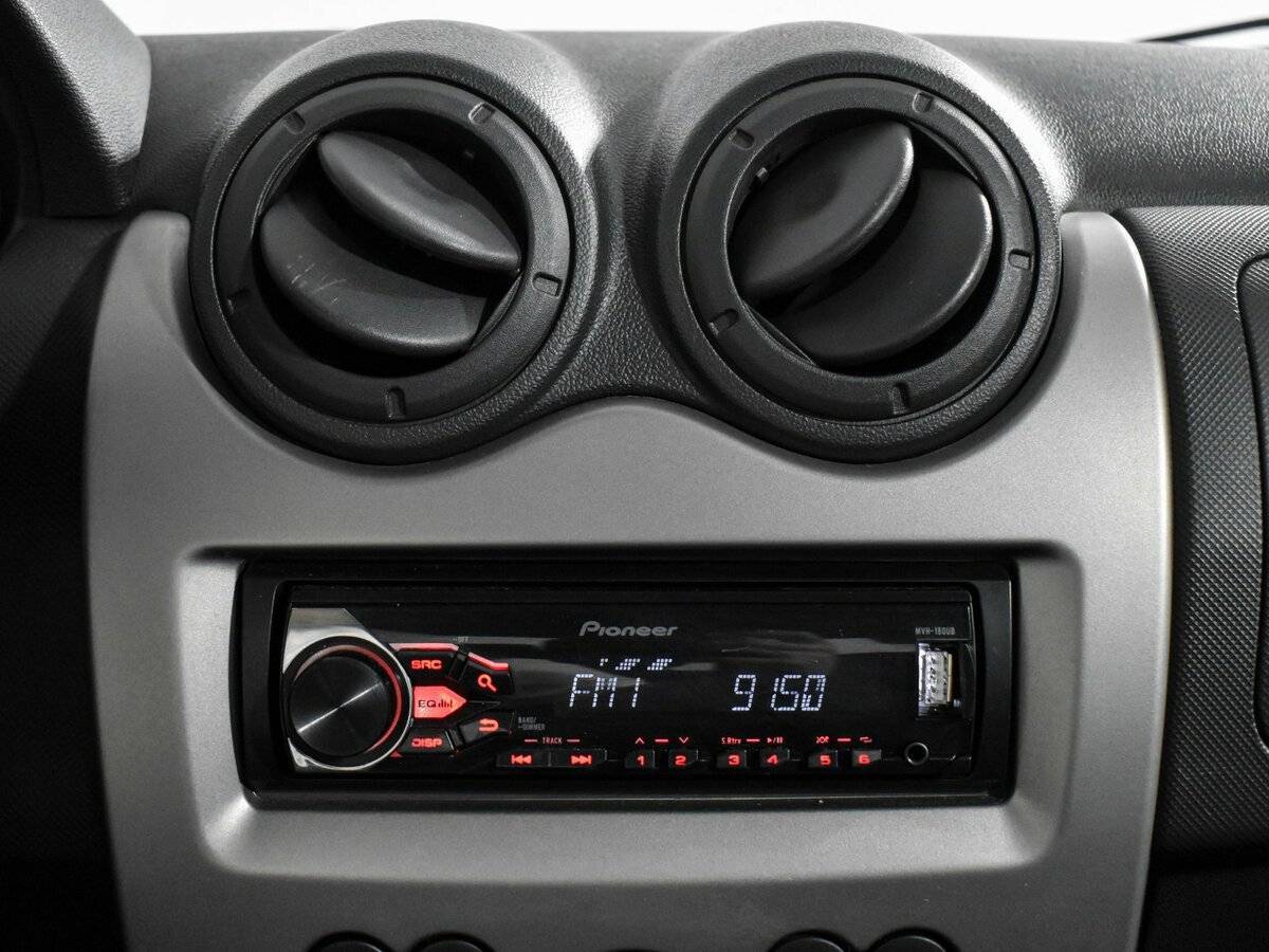 Купить Renault Logan, 2015, 86 232 км, фото №16