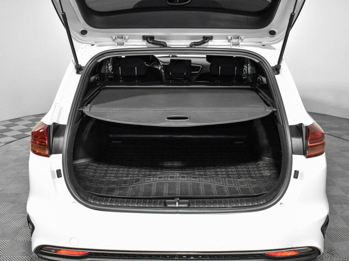 Купить Kia Ceed, 2019, 338 119 км, фото №17