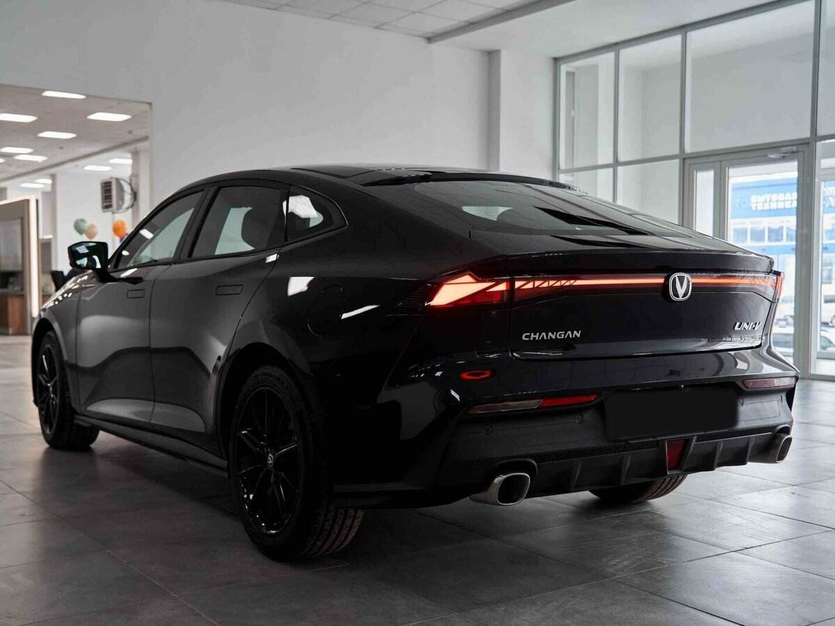 Changan UNI-V