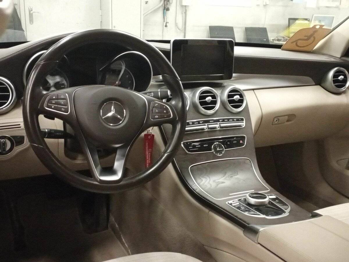 Купить Mercedes-Benz C-Класс 200, 2016, 131 366 км, фото №5