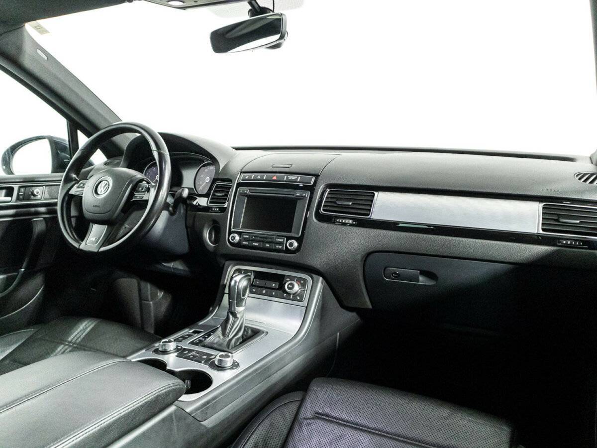 Купить Volkswagen Touareg, 2016, 155 757 км, фото №9