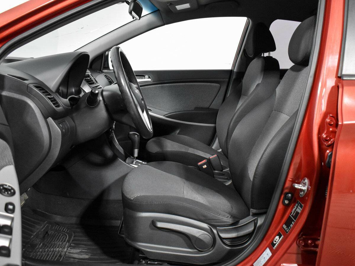 Купить Hyundai Solaris, 2012, 175 540 км, фото №10