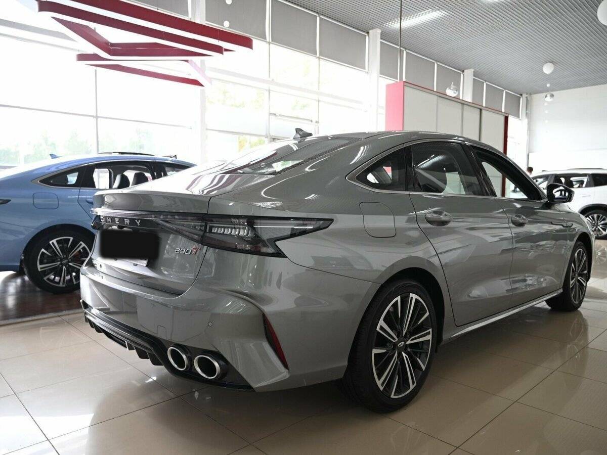 Chery Arrizo 8
