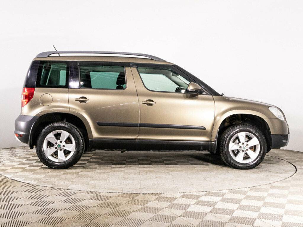 Купить Skoda Yeti, 2013, 61 971 км, фото №4