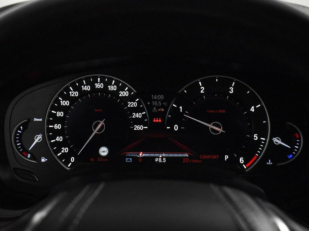 Купить BMW 5 серии 520d, 2017, 118 260 км, фото №23