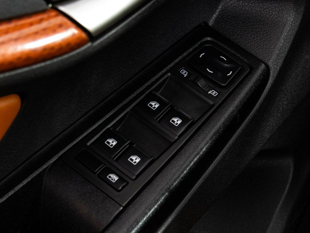 Купить Lada (ВАЗ) Vesta SW Cross, 2019, 99 843 км, фото №18