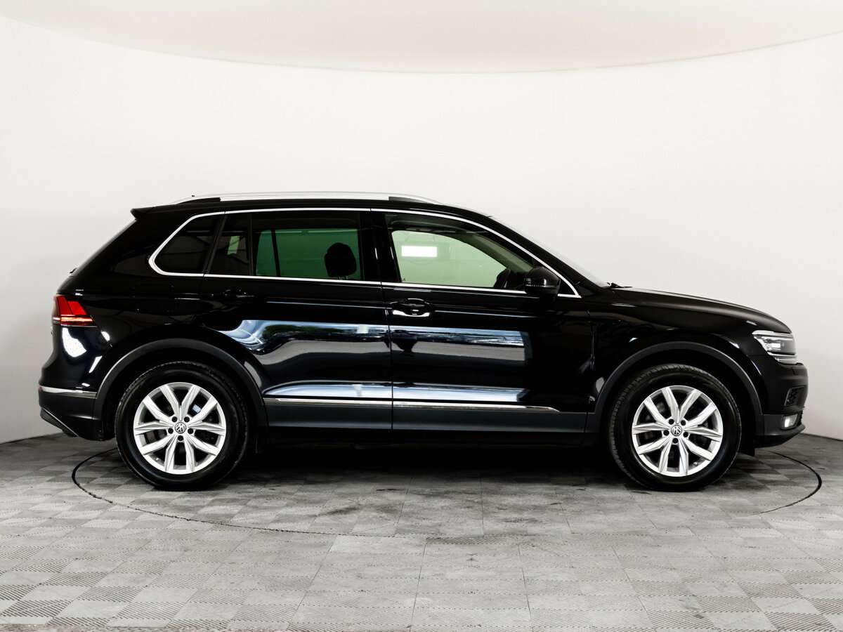 Купить Volkswagen Tiguan, 2018, 84 709 км, фото №4
