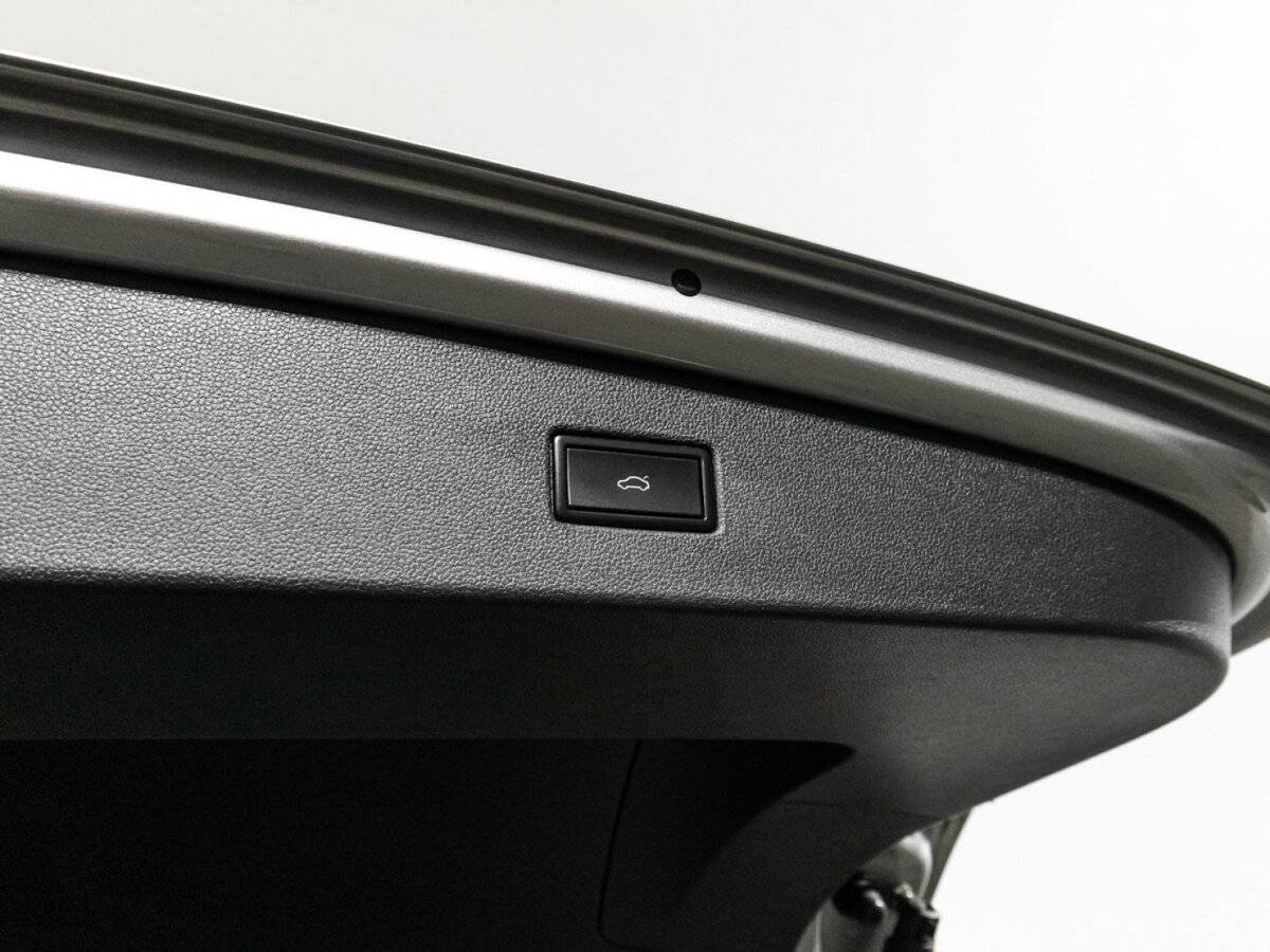 Купить Volkswagen Tiguan, 2019, 110 138 км, фото №16