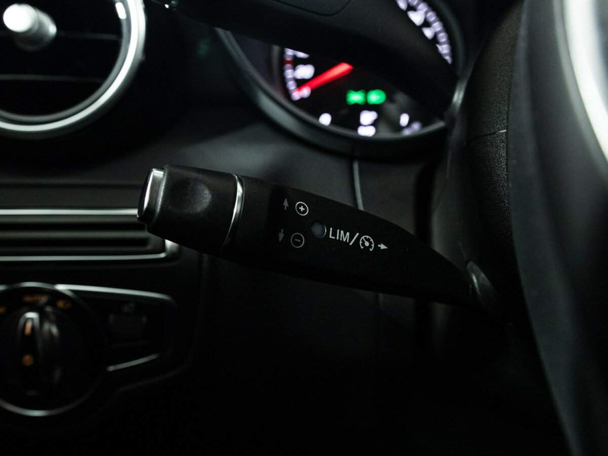 Купить Mercedes-Benz C-Класс 180, 2015, 127 000 км, фото №19