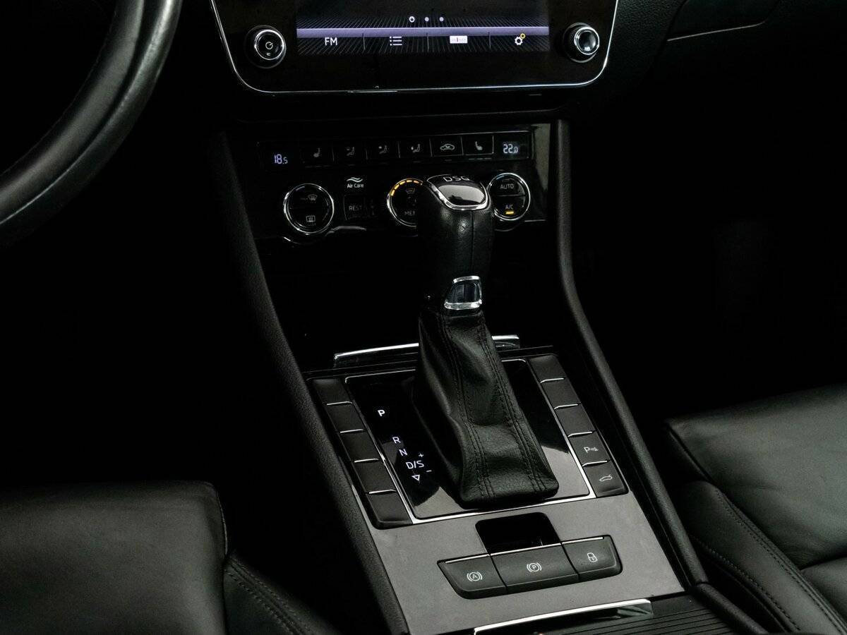 Купить Skoda Superb, 2017, 108 411 км, фото №14