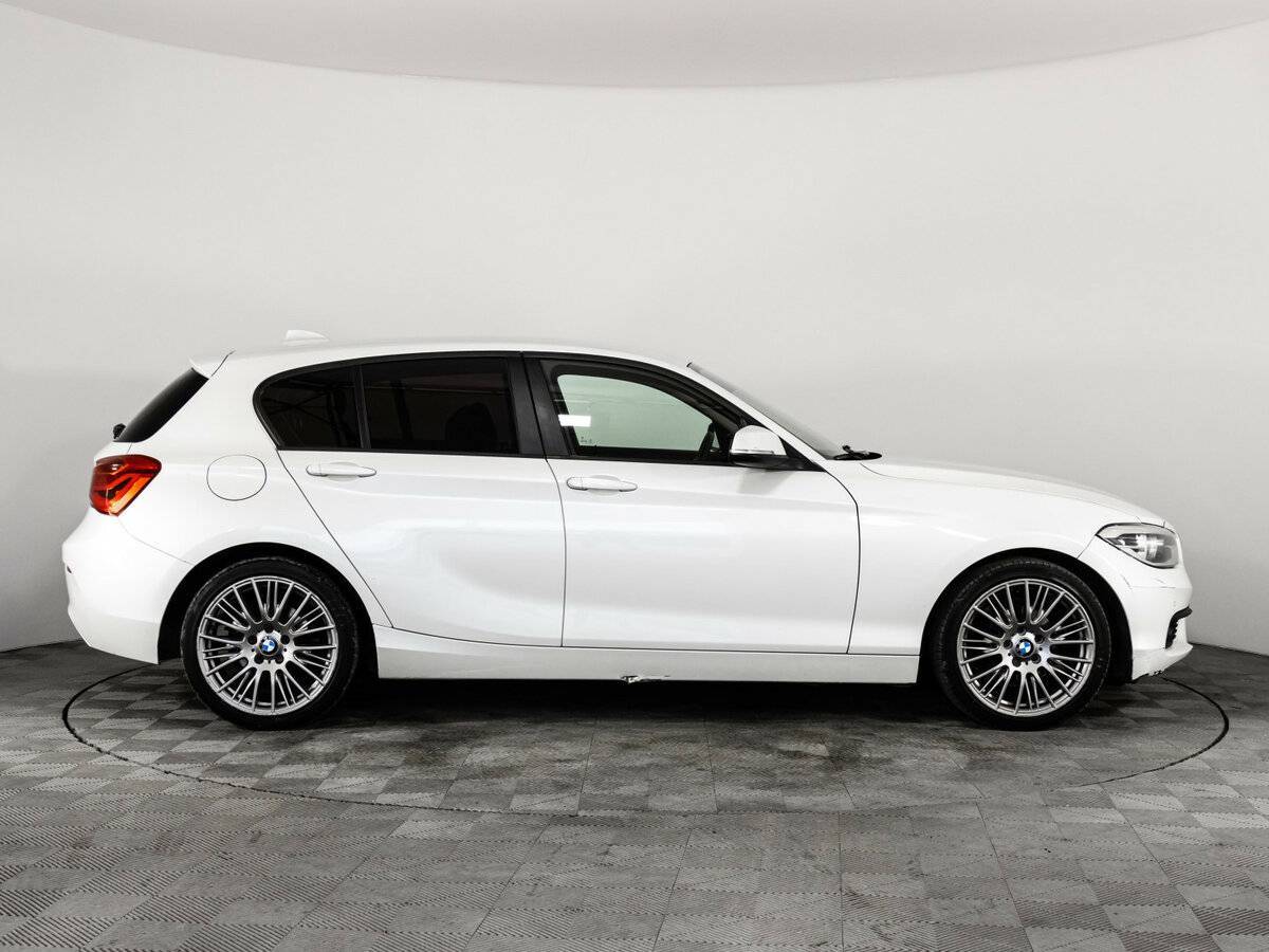 Купить BMW 1 серии 118i, 2017, 137 252 км, фото №5