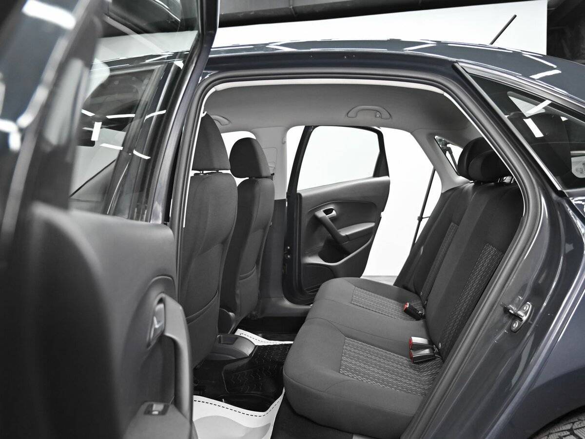 Купить Volkswagen Polo, 2017, 113 000 км, фото №14