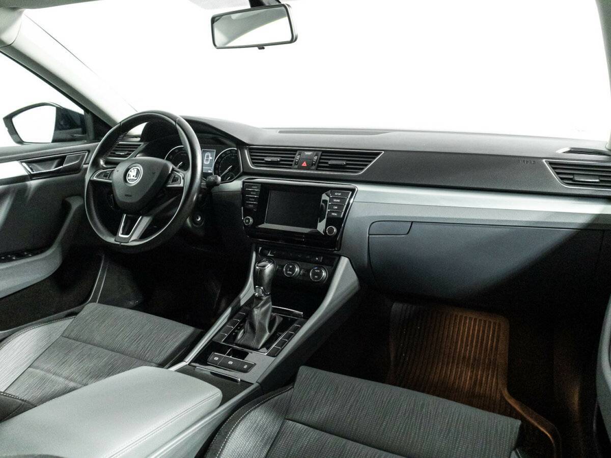 Купить Skoda Superb, 2015, 99 267 км, фото №9