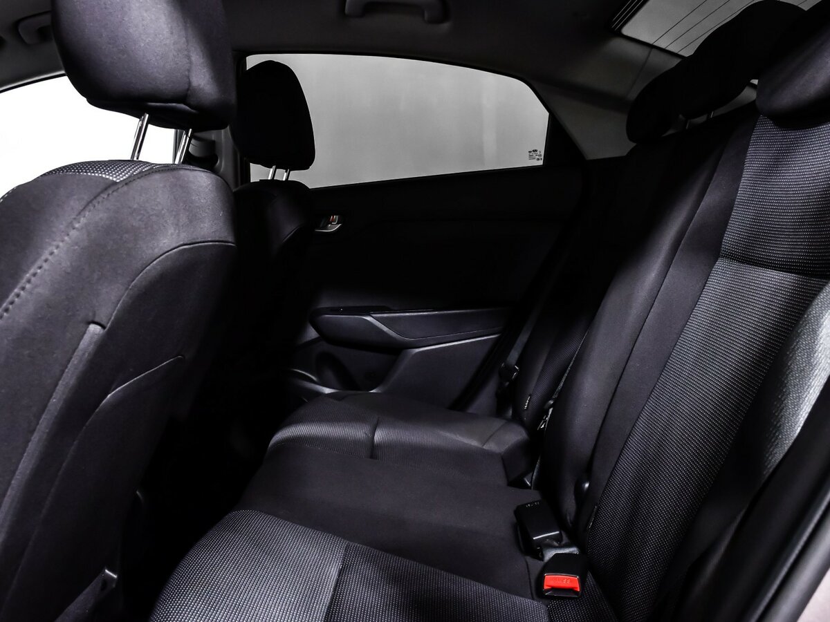 Купить Hyundai Solaris II, 2020, 94 278 км, фото №12