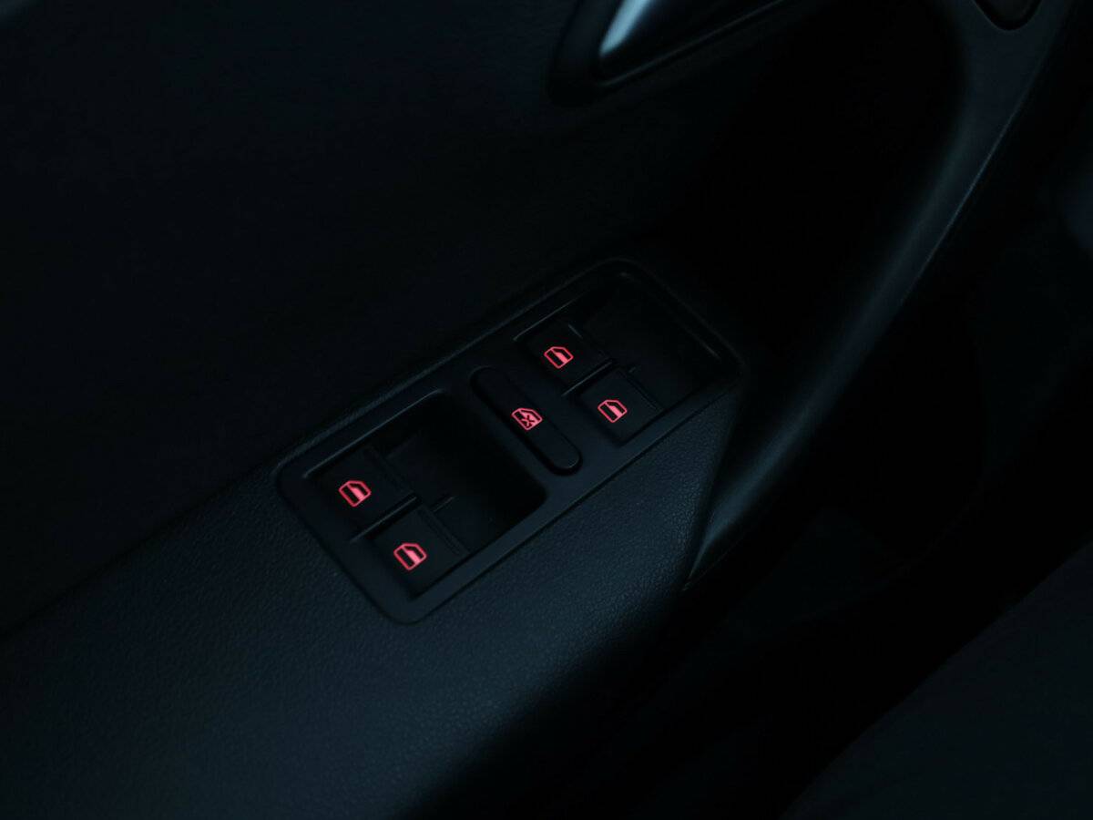 Купить Volkswagen Polo V Рестайлинг, 2017, 174 741 км, фото №18