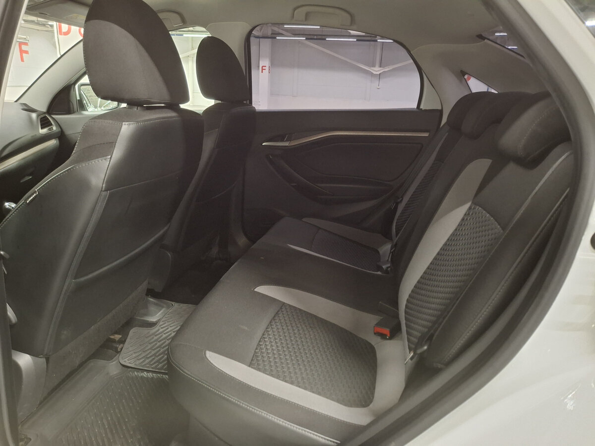 Купить Lada (ВАЗ) Vesta I, 2017, 138 786 км, фото №12