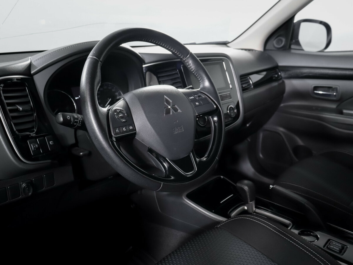 Купить Mitsubishi Outlander III Рестайлинг 3, 2019, 69 500 км, фото №14