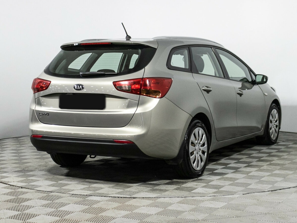 Купить Kia Ceed II, 2012, 130 000 км, фото №5