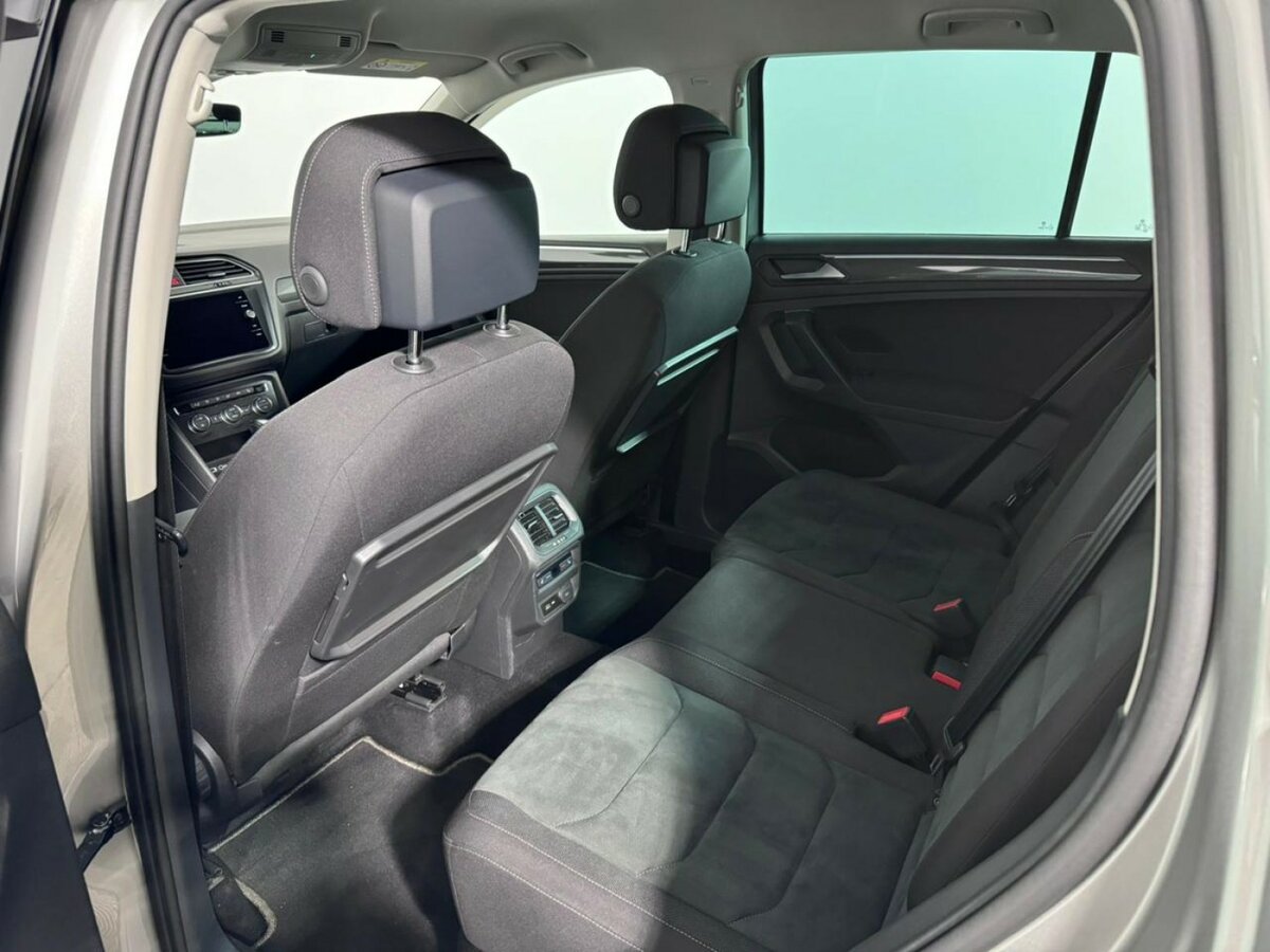 Купить Volkswagen Tiguan II, 2019, 91 931 км, фото №9
