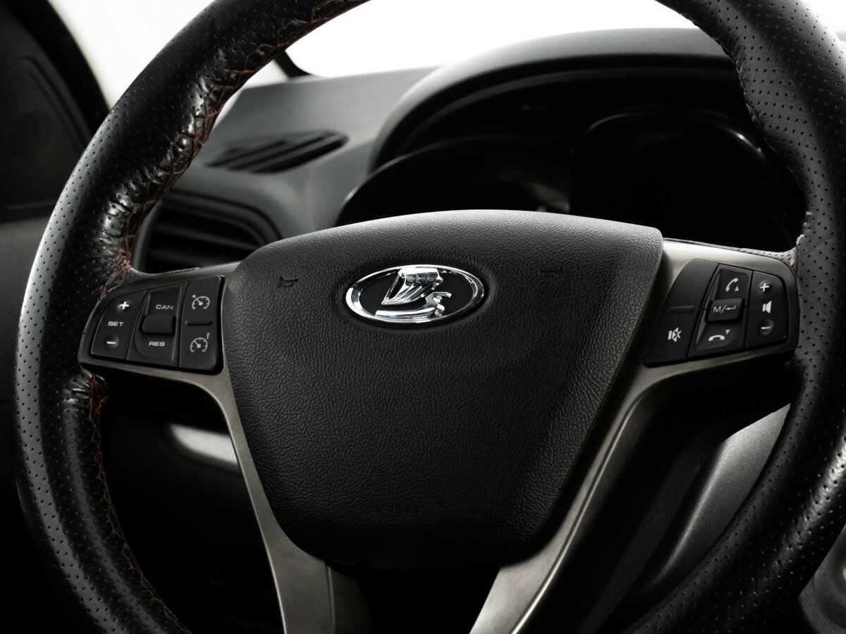 Купить Lada (ВАЗ) Vesta I, 2017, 207 234 км, фото №9