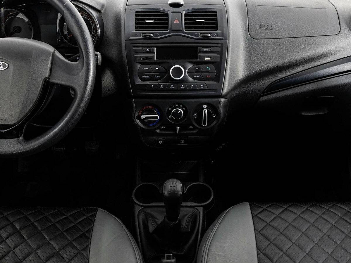 Купить Lada (ВАЗ) Granta Cross I Рестайлинг, 2023, 21 033 км, фото №10