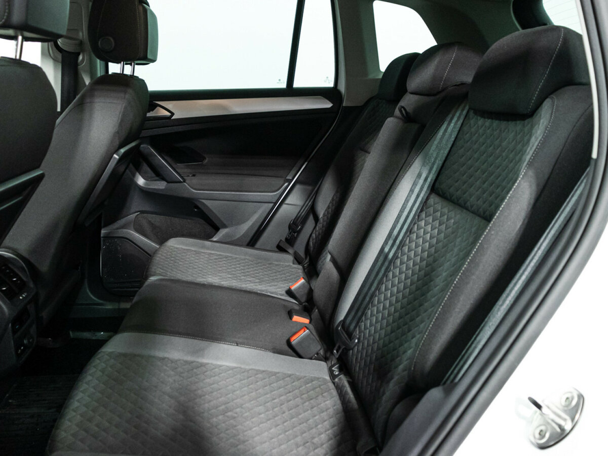 Купить Volkswagen Tiguan II, 2019, 93 550 км, фото №9